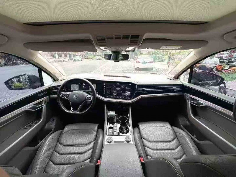 三明21年大众途锐5