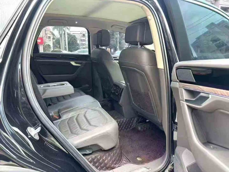 三明21年大众途锐8