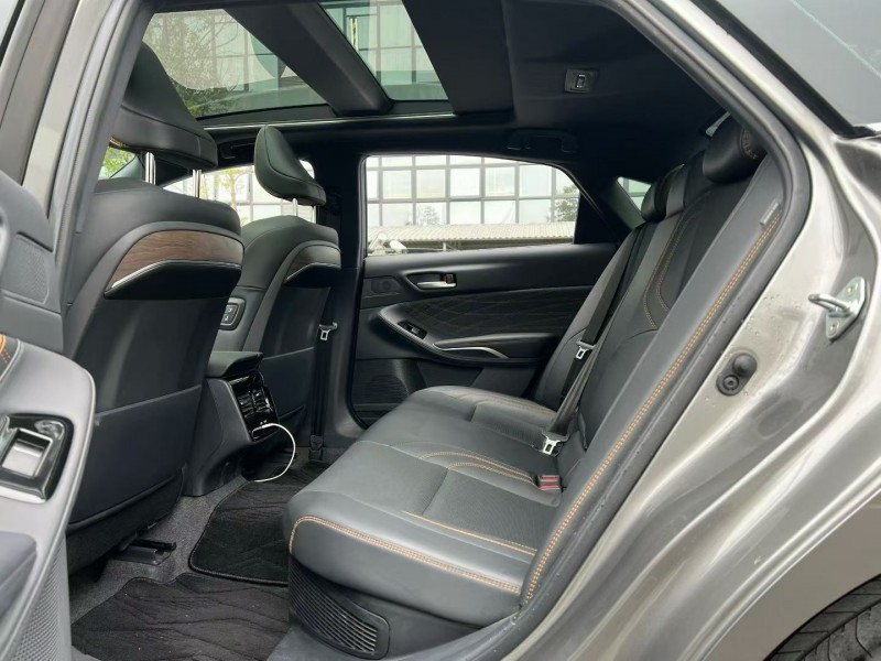 东莞24年丰田亚洲龙5