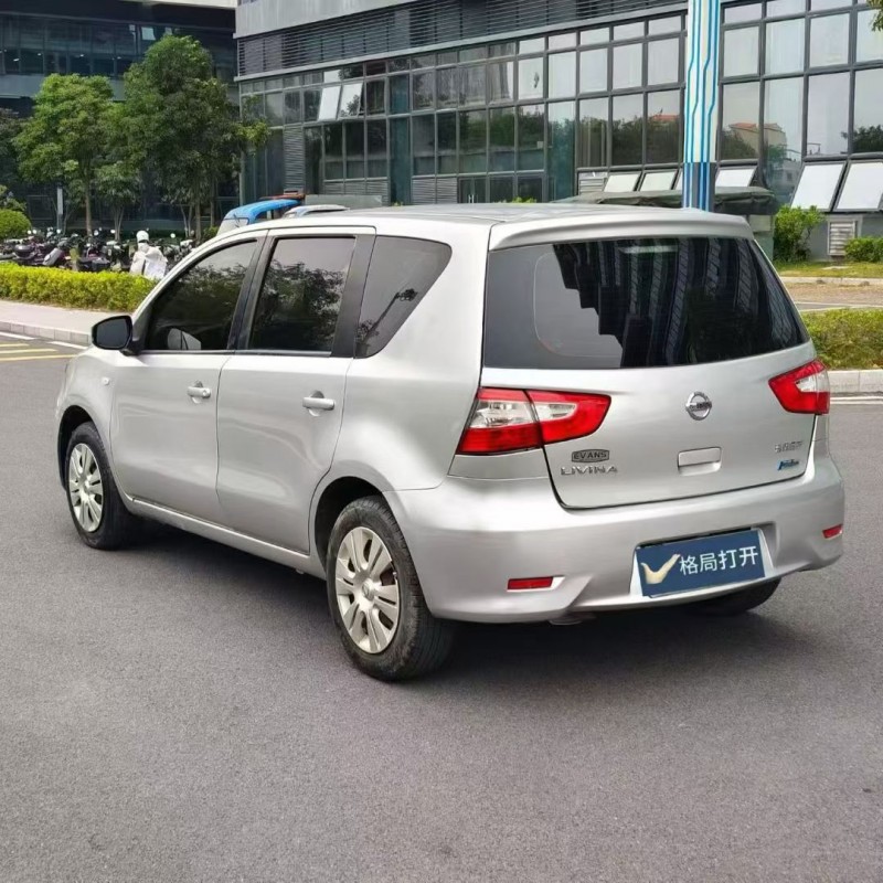 东莞15年日产骊威7