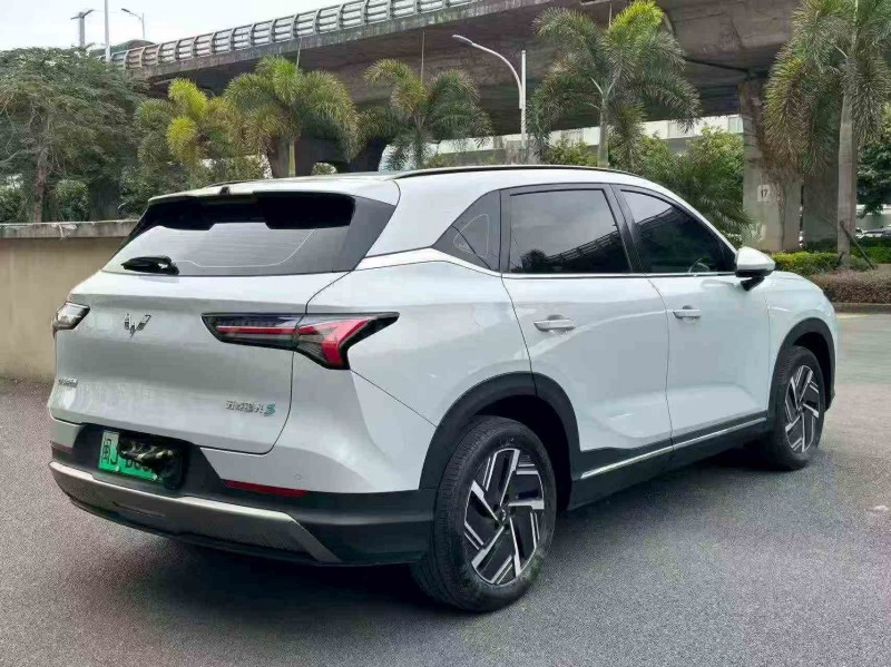 南平24年五菱汽车星光8