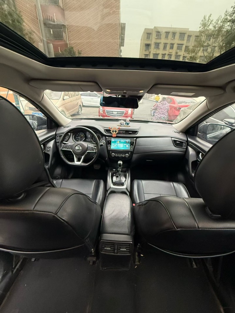 成都19年日产奇骏9