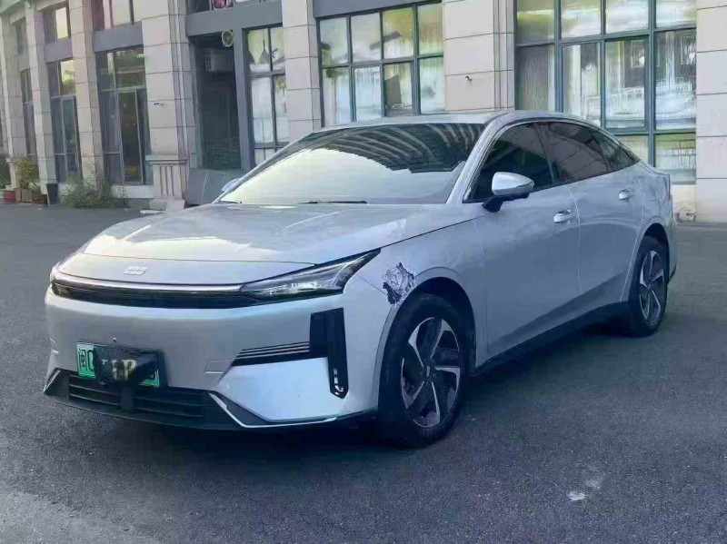 泉州25年吉利银河2