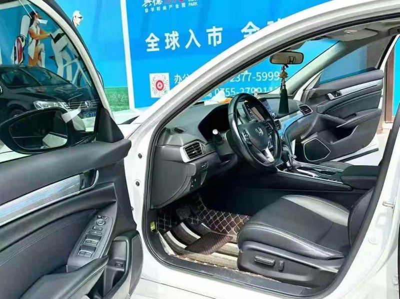广州21年本田雅阁4