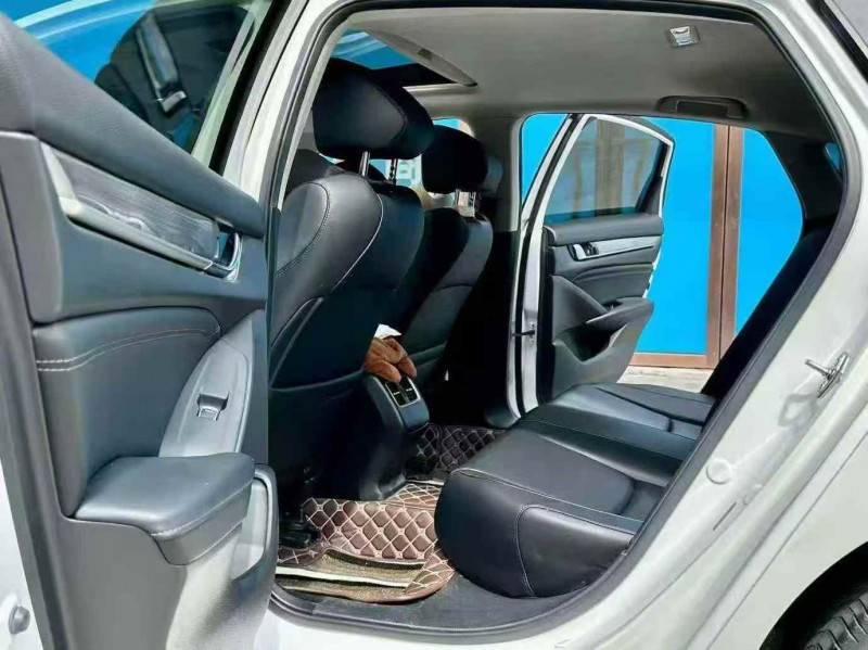 广州21年本田雅阁5