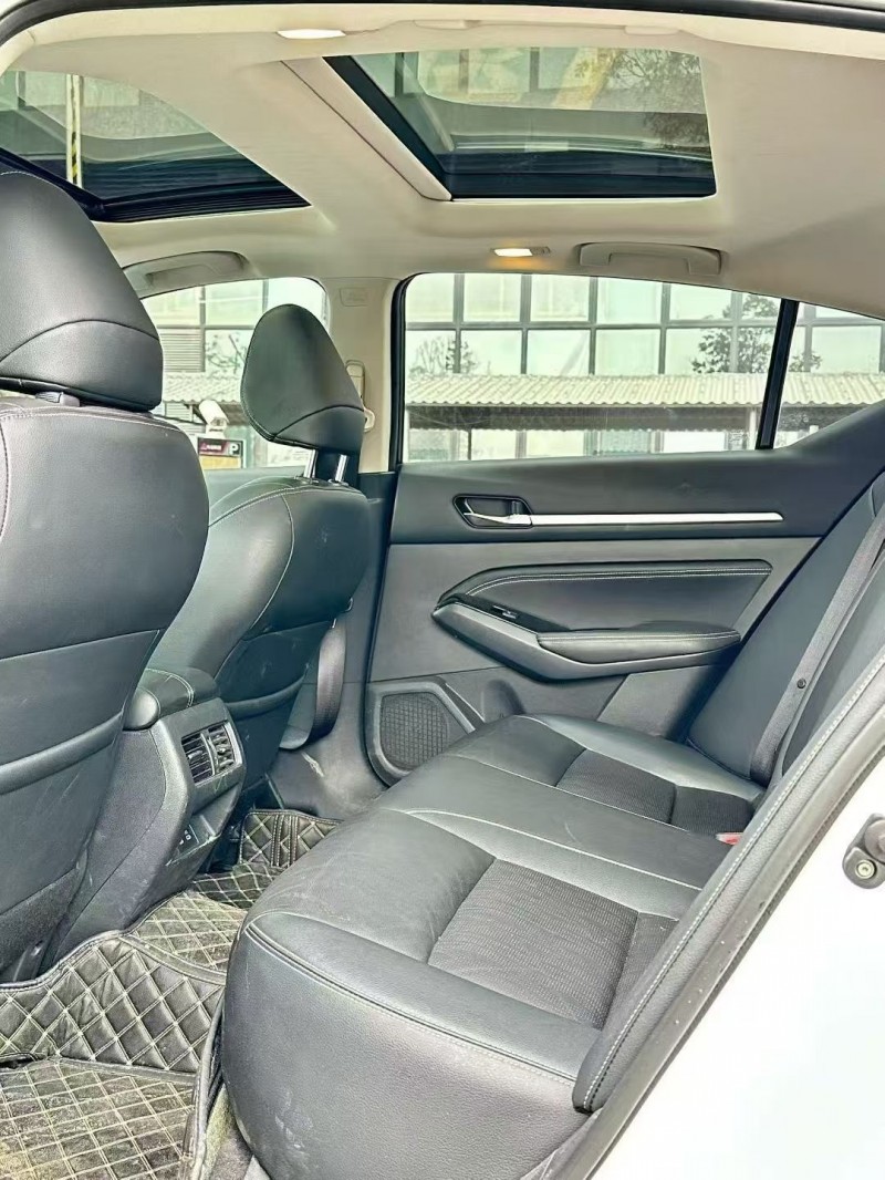 东莞24年日产天籁6