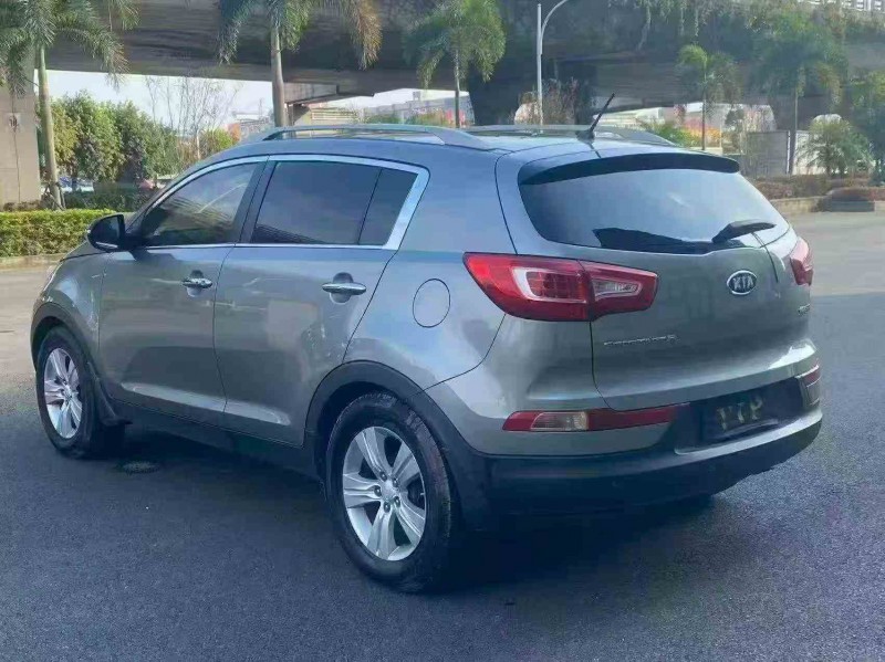 南平11年起亚智跑7