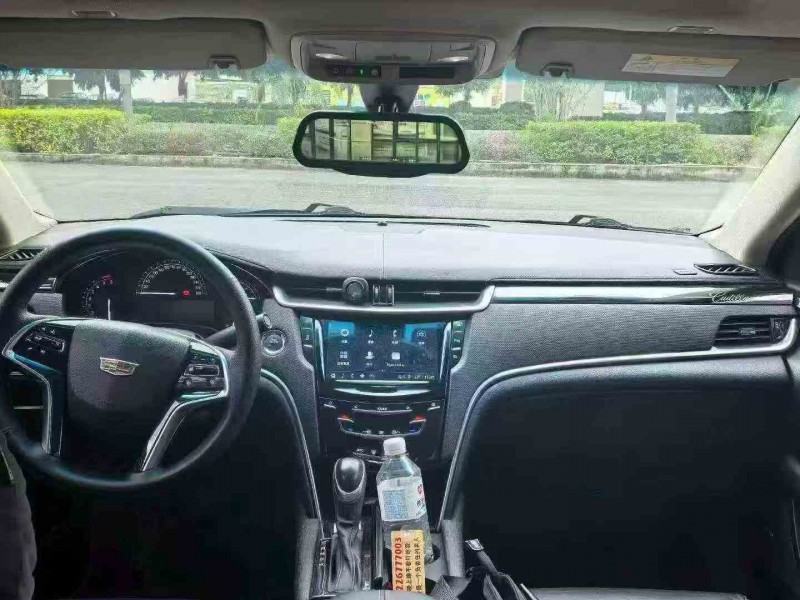 南平18年凯迪拉克XTS4