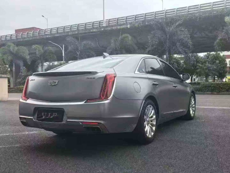 南平18年凯迪拉克XTS8