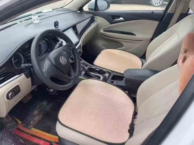 珠海19年别克威朗4