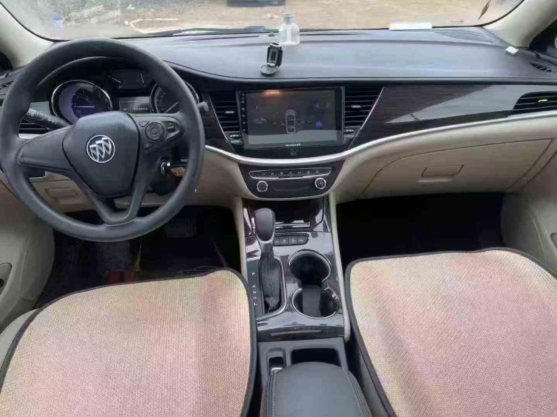 珠海19年别克威朗5