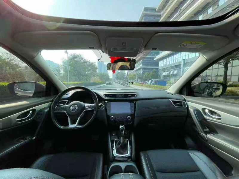 东莞19年日产逍客5