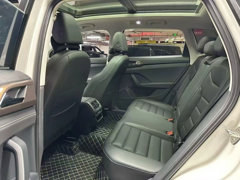 成都22年大众途岳4