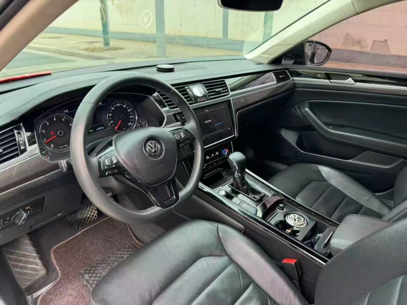 郑州19年大众辉昂6