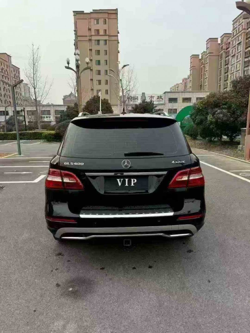 济宁14年奔驰ML8