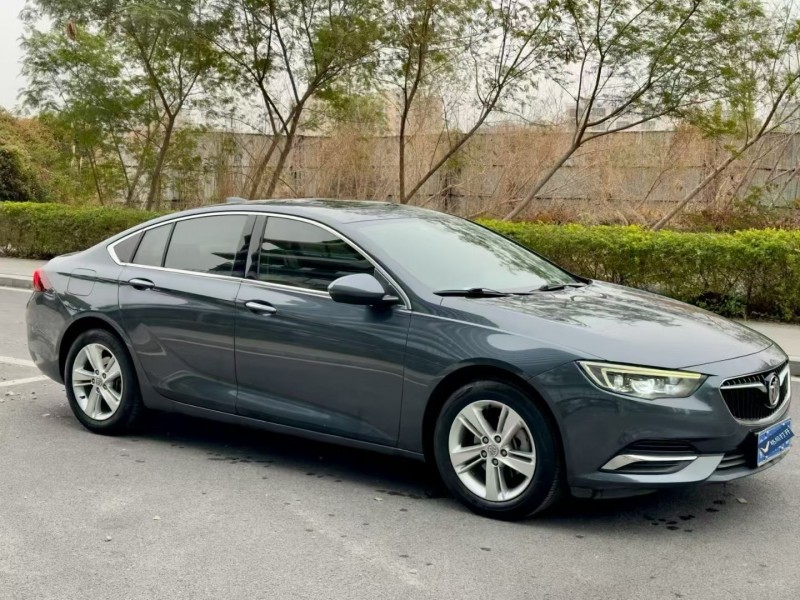 东莞20年别克君威3