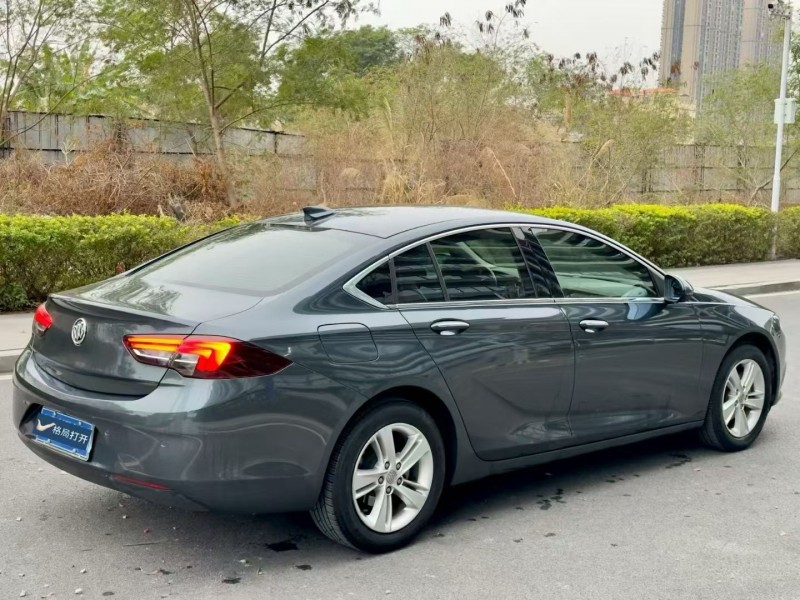 东莞20年别克君威7