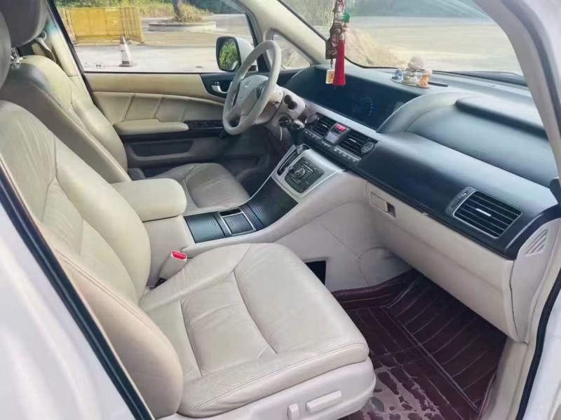 广州13年本田艾力绅5