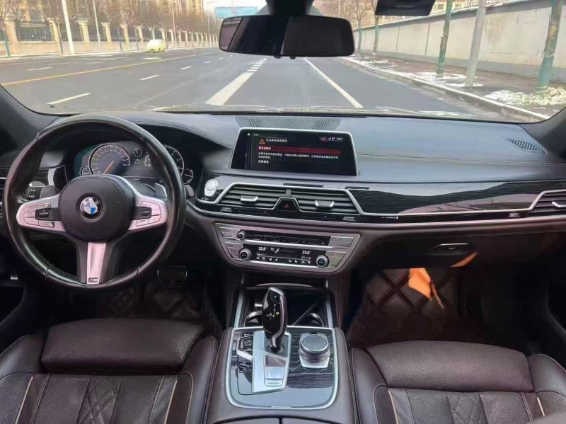 郑州18年宝马7系5