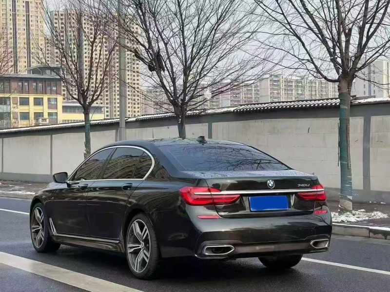郑州18年宝马7系8
