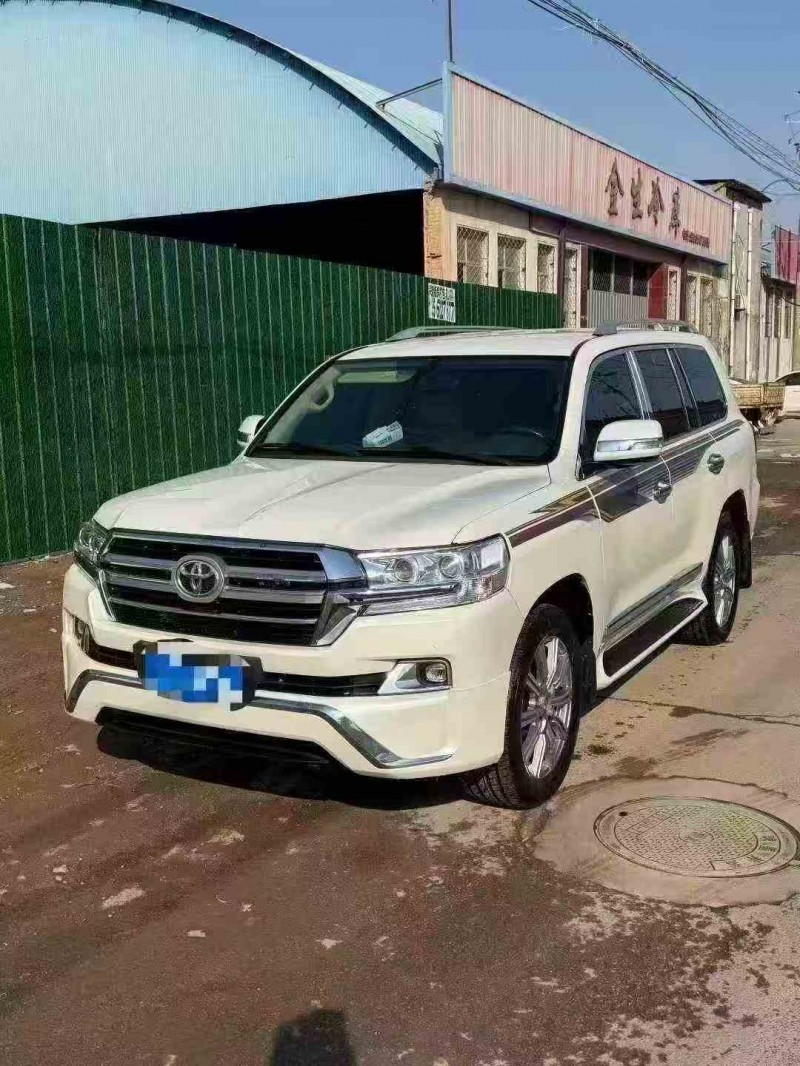 东营18年丰田兰德酷路泽2