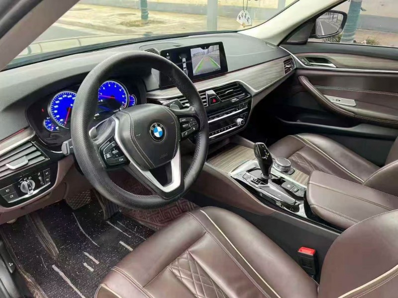 郑州18年宝马5系4