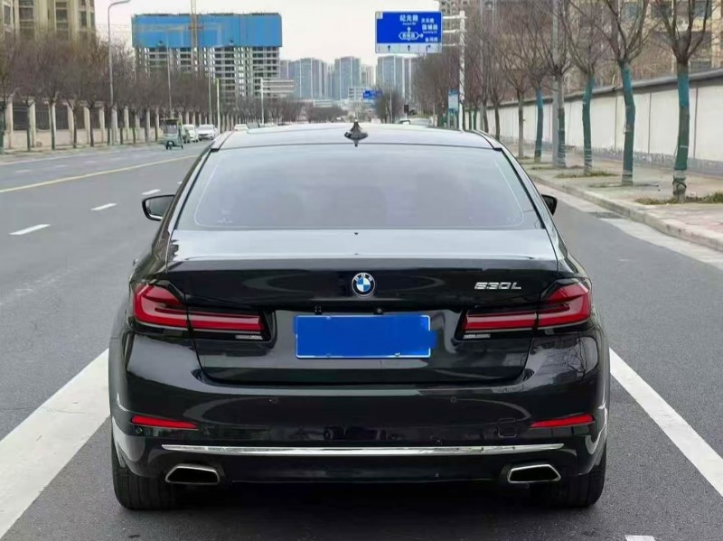 郑州18年宝马5系9