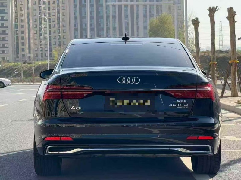 郑州23年奥迪A6L8