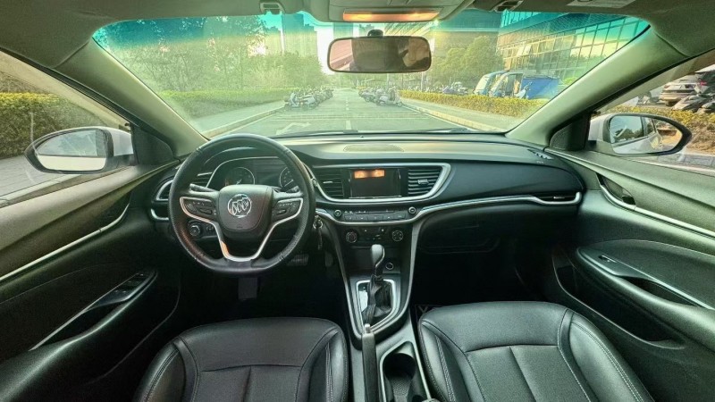 东莞21年别克英朗4