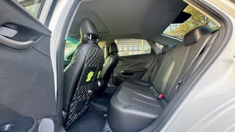 东莞21年别克英朗6