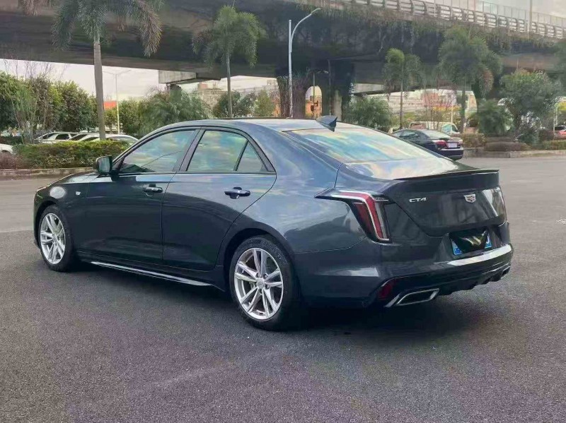 南平20年凯迪拉克CT46