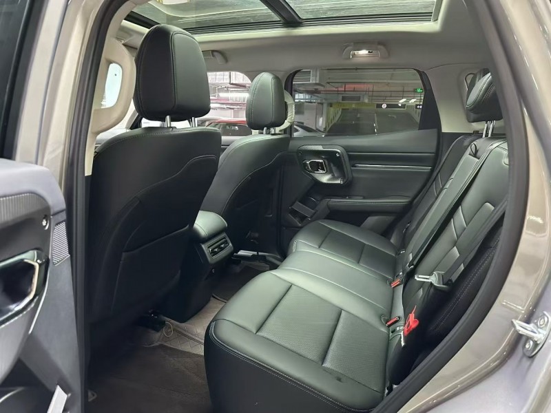 成都25年哈弗大狗5