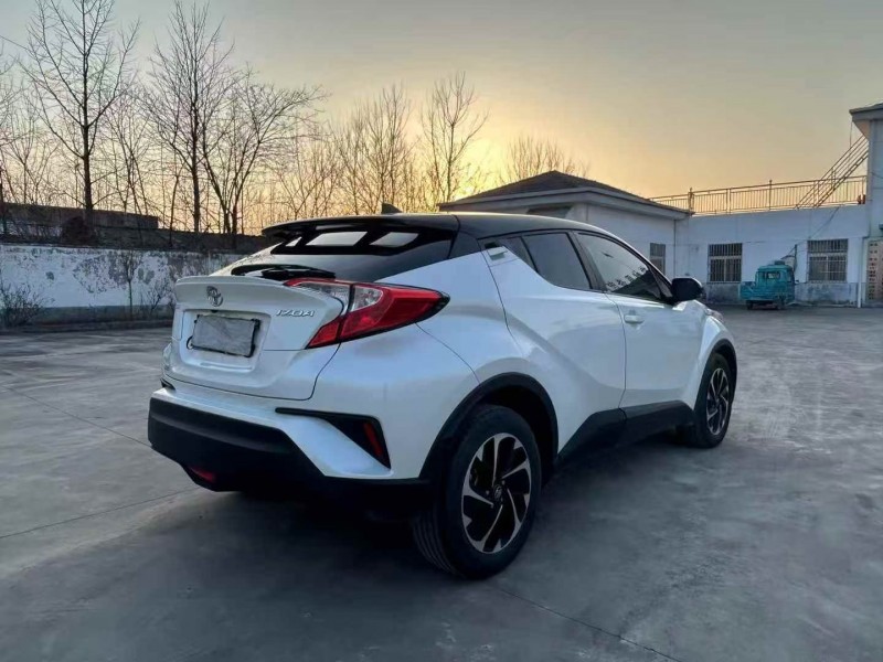 徐州21年丰田奕泽4