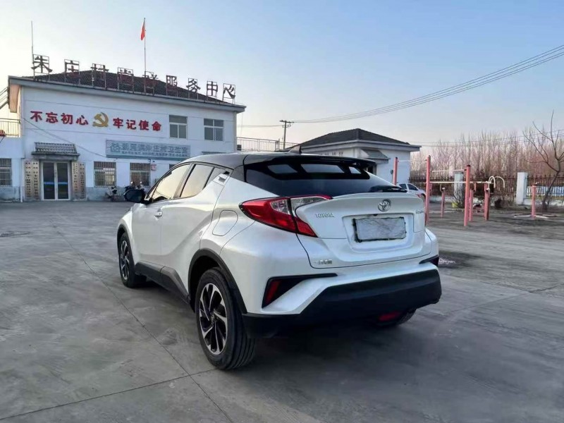 徐州21年丰田奕泽5