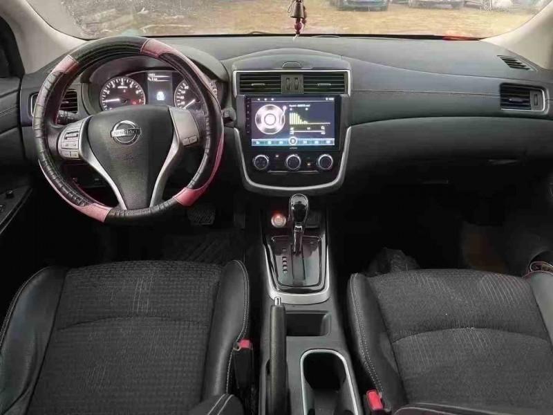 湛江17年日产骐达5