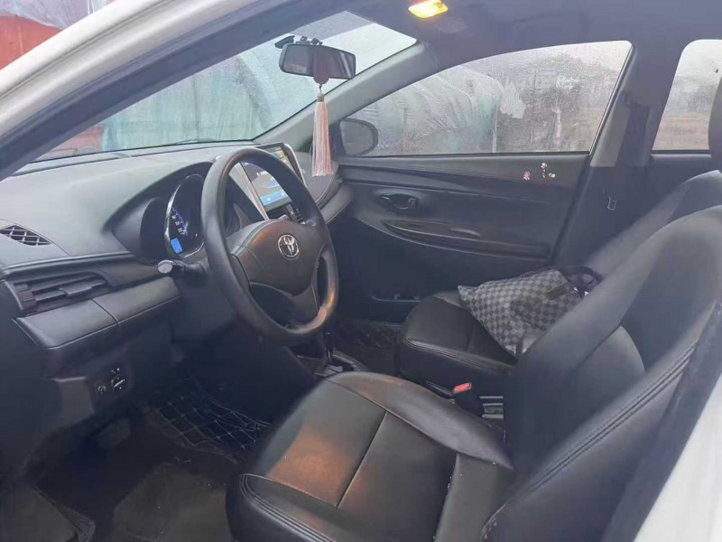 南昌19年丰田威驰7