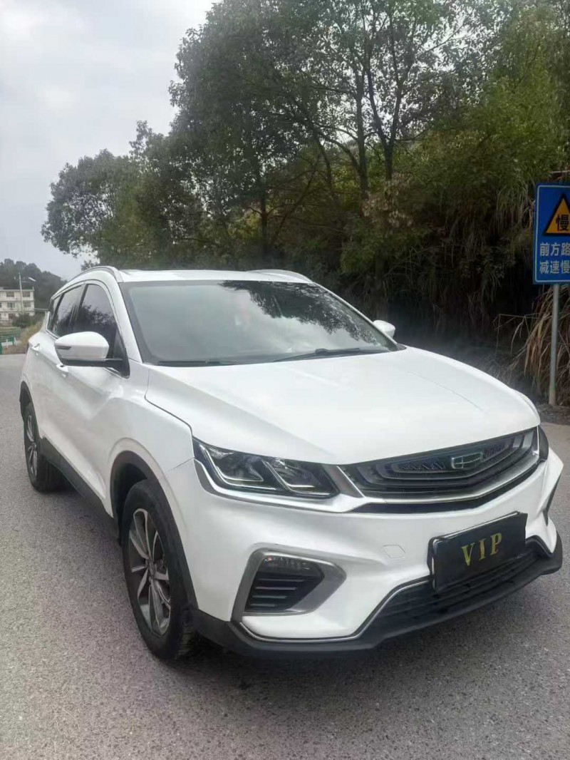 萍乡21年吉利缤越3