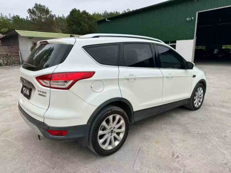 珠海16年福特翼虎8