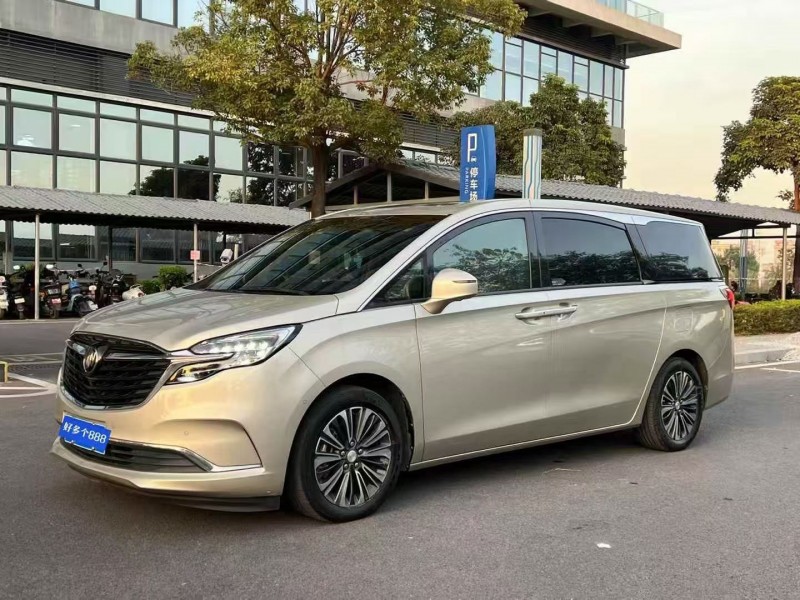 东莞21年别克GL82