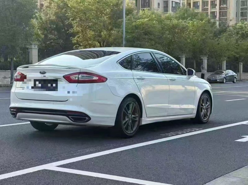 郑州15年福特蒙迪欧8