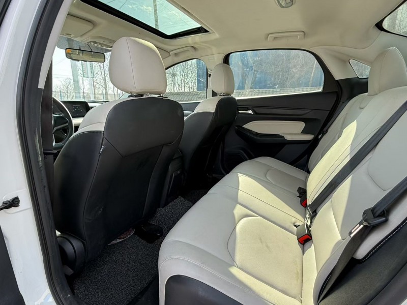 青岛21年福特福睿斯5