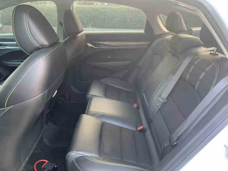 汕头21年吉利缤瑞6