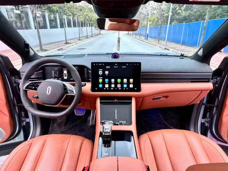 贵港24年华为智选问界5