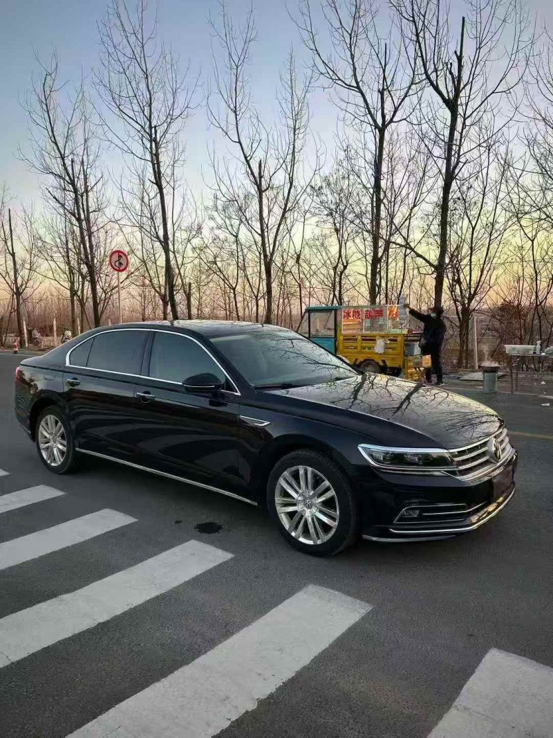 济宁18年大众辉昂3