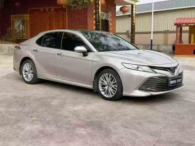 汕头18年丰田凯美瑞2