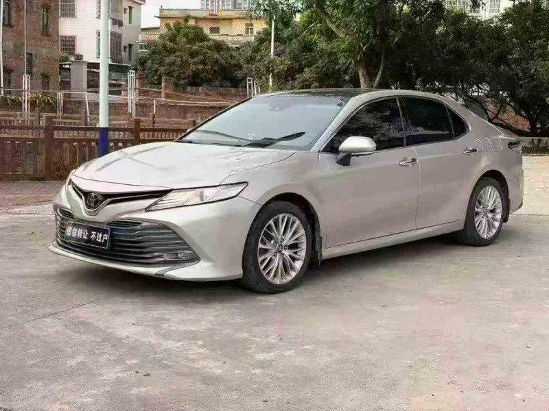 汕头18年丰田凯美瑞6