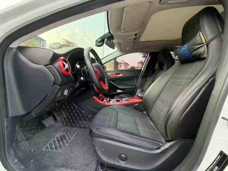 湛江19年奔驰GLA5