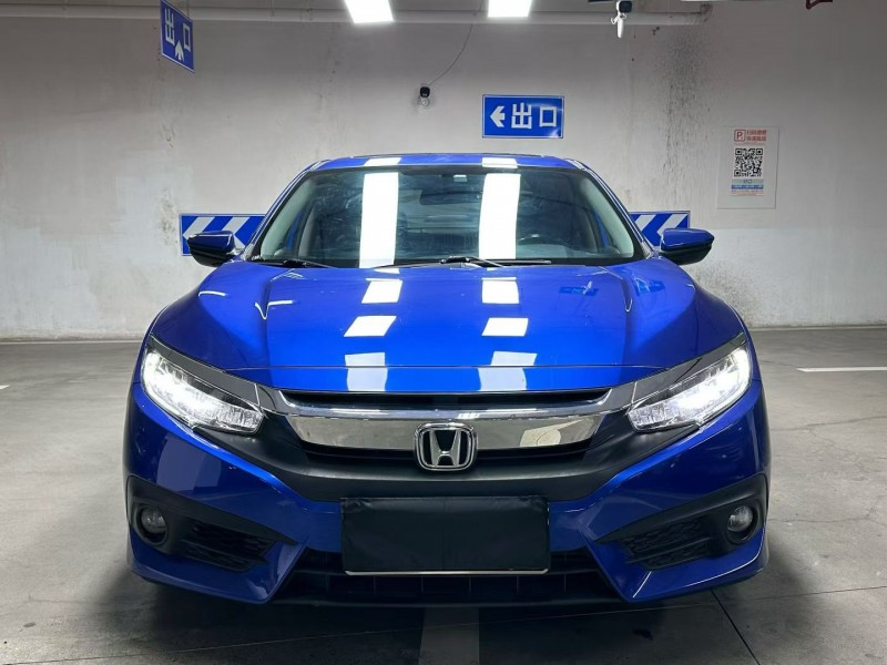 成都19年本田思域1