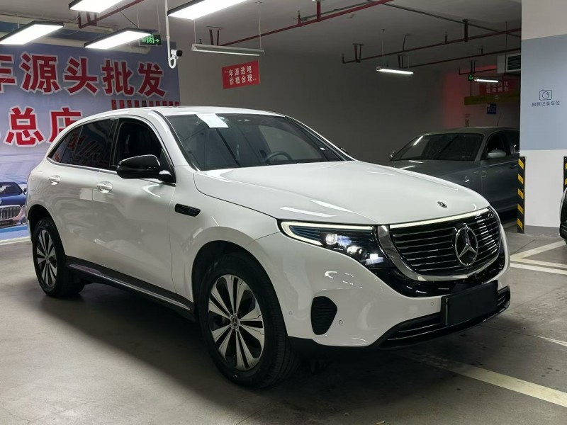 成都23年奔驰EQC2