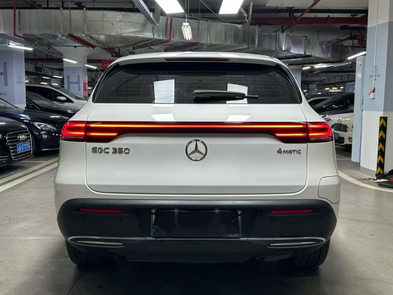 成都23年奔驰EQC6